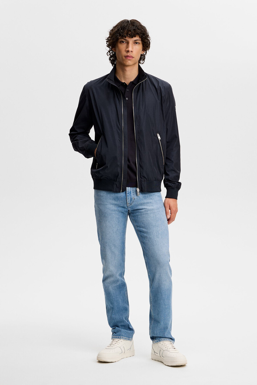 jax light wash slim jeans