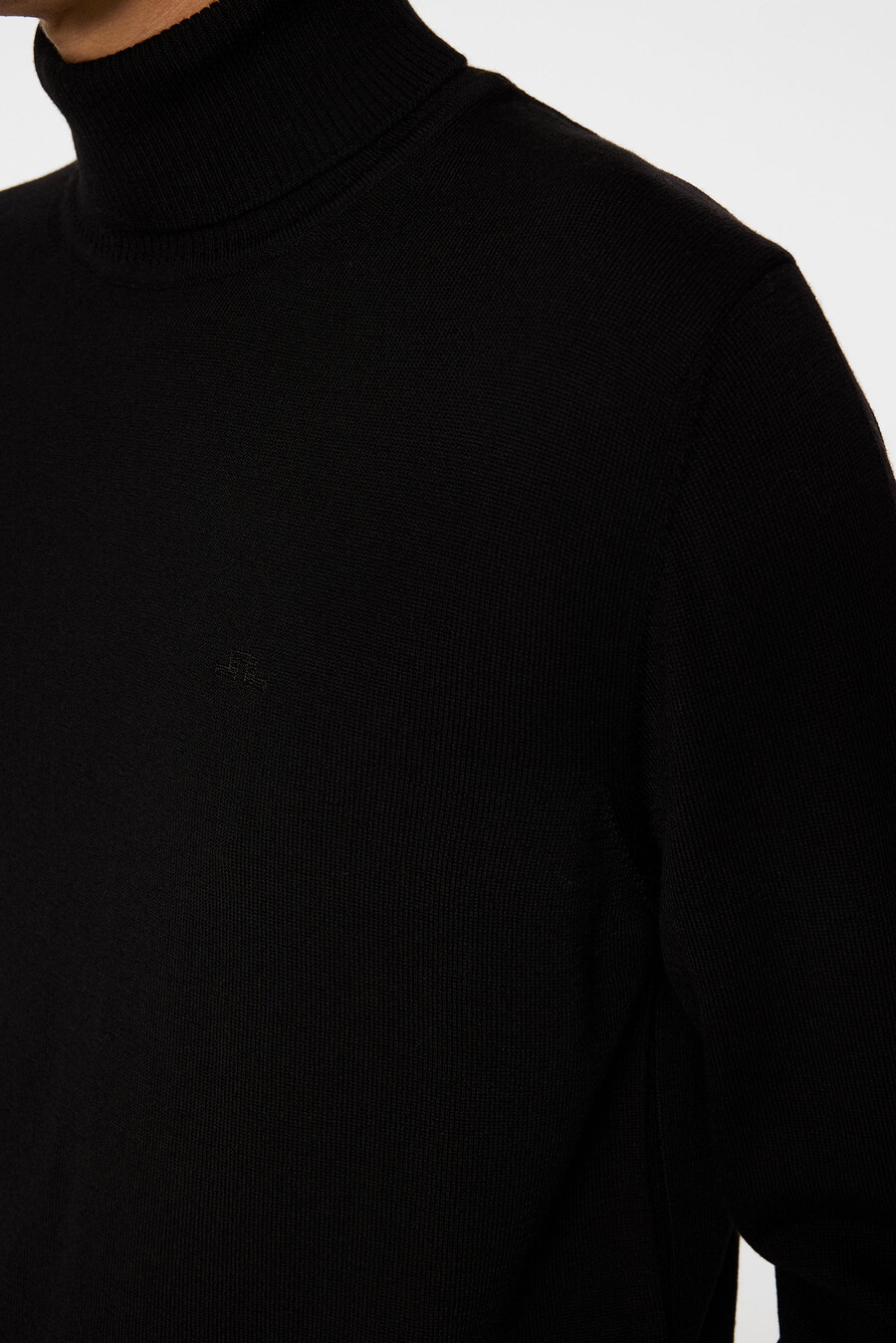 kaden merino turtle neck