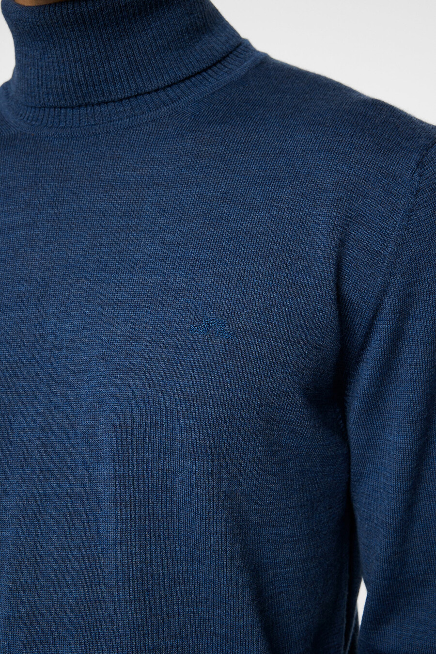 kaden merino turtle neck