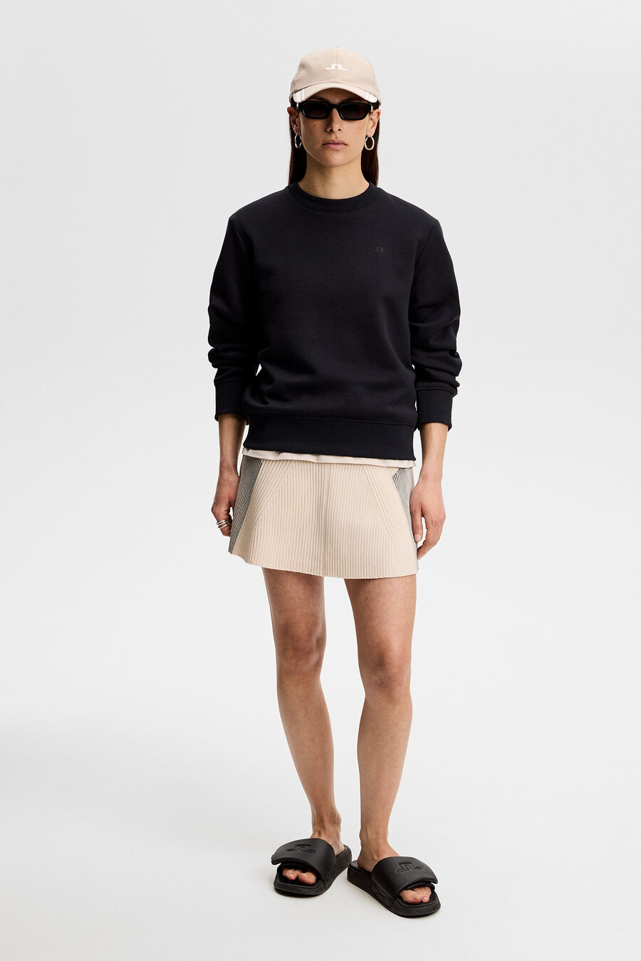 nova crew neck