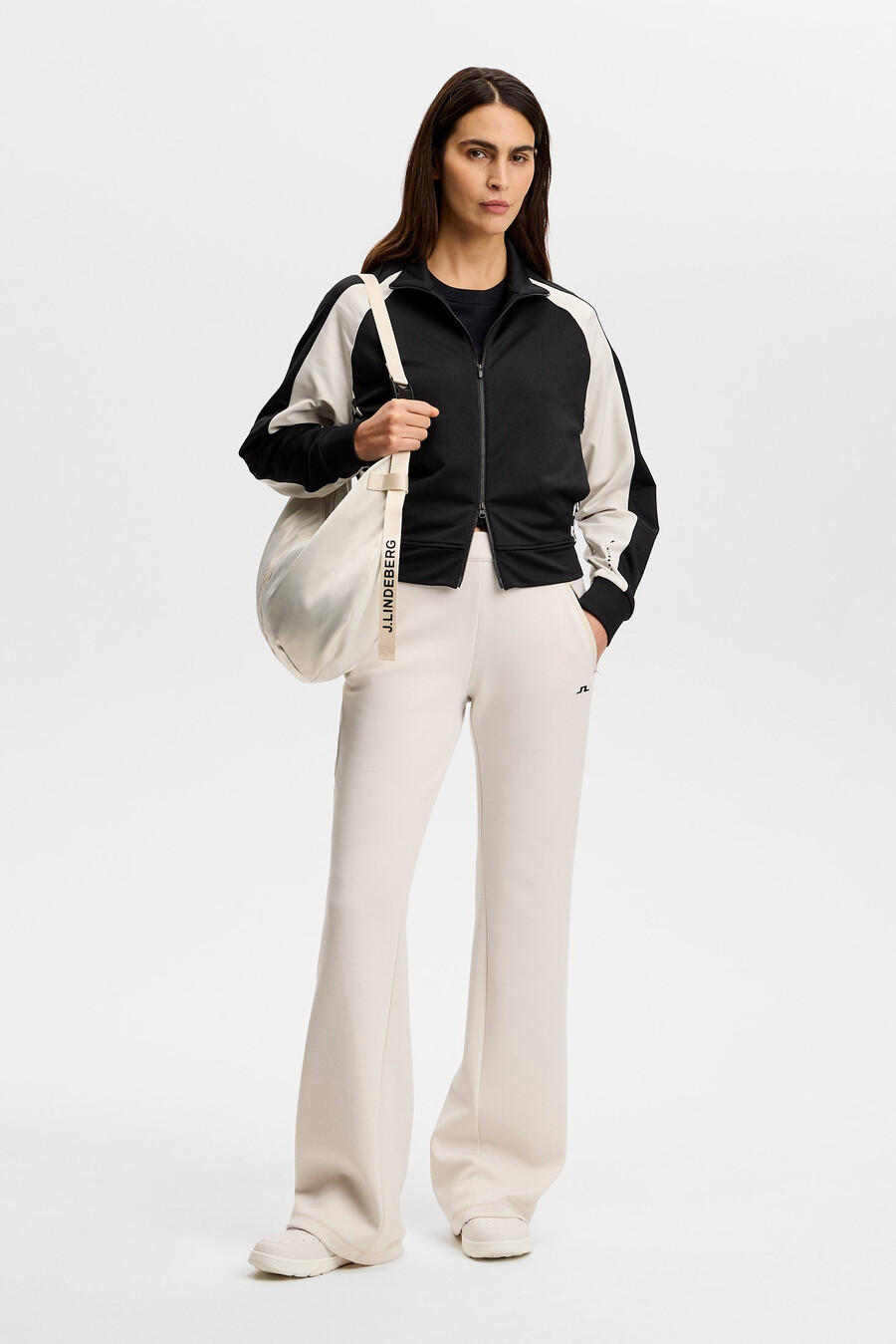 aura flare pants