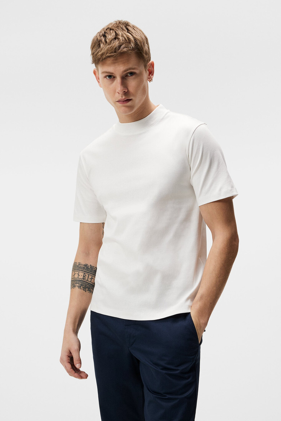 ace mock neck t-shirt