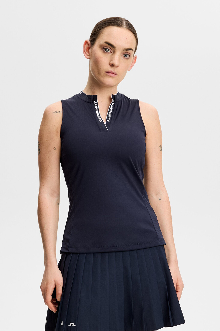 leya sleeveless top